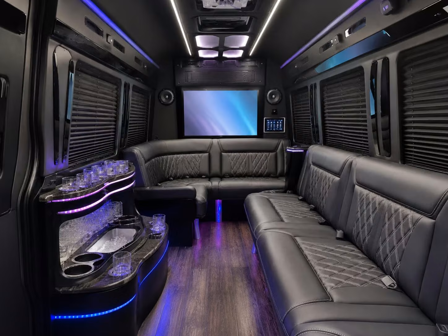 bus rental options for knoxville trips