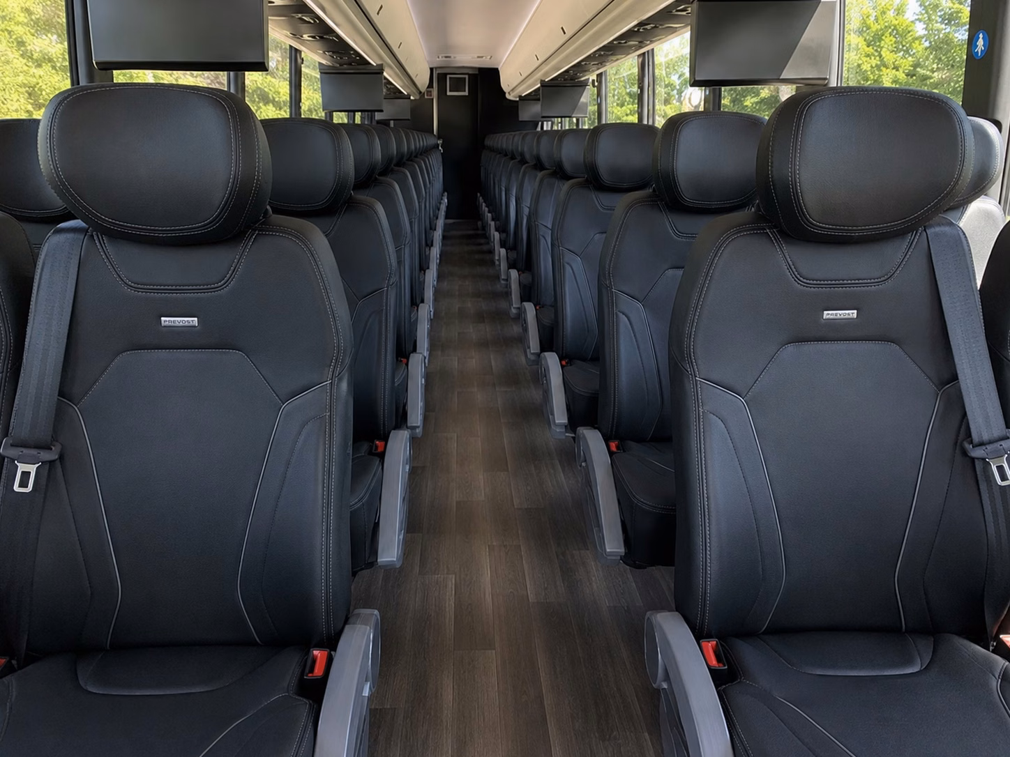 how trip distance and duration affect charter bus rental rates in knoxville