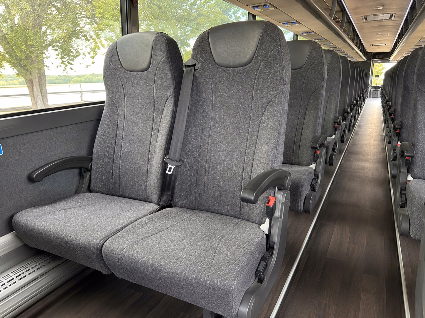 how where and when you re traveling affects charter bus rates in knoxville