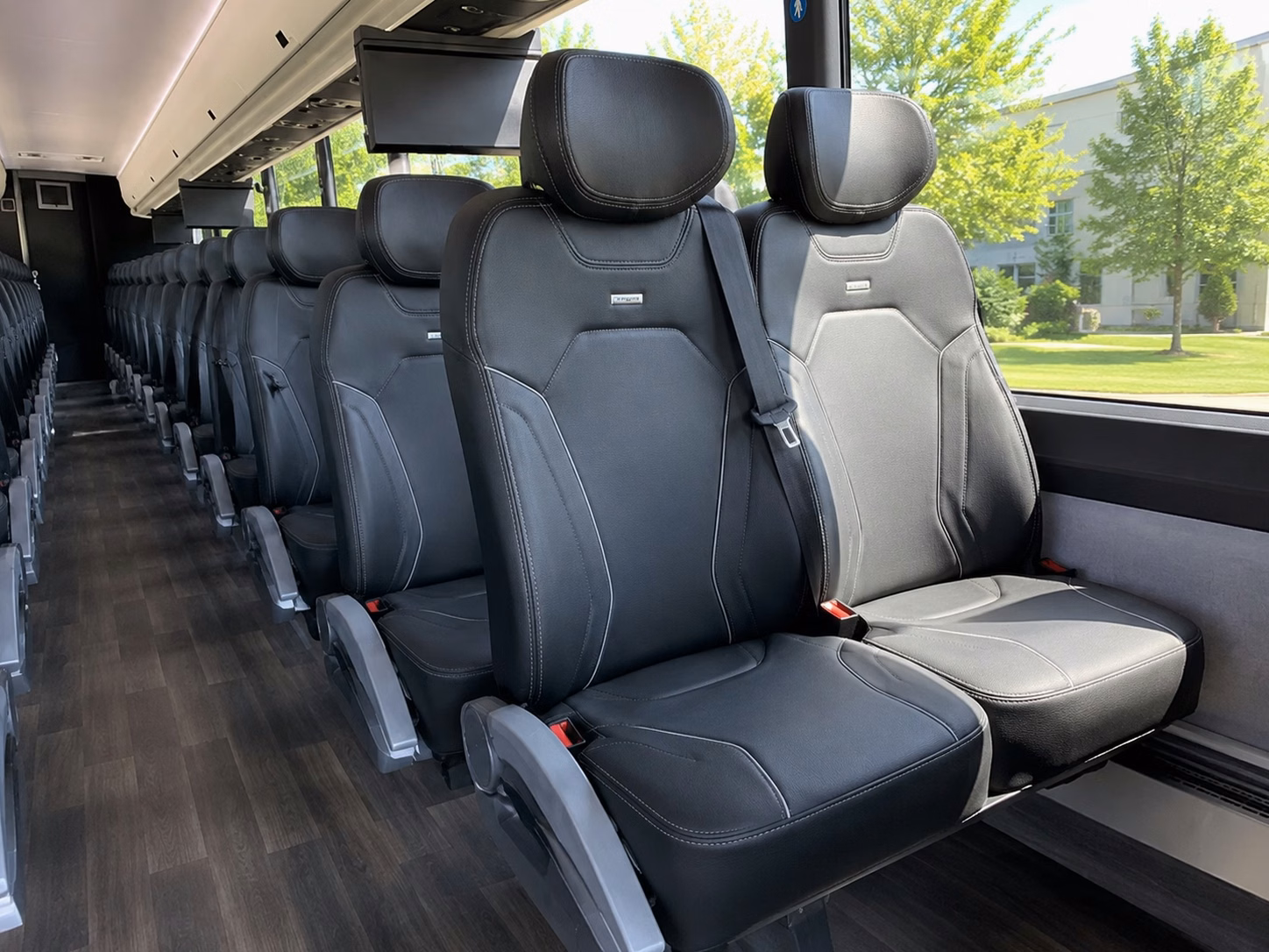 you can find and book wedding transportation in knoxville and any nearby city